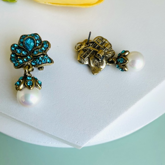 Heidi Daus Crystal Pave Flower Pearl Earrings - Picture 7 of 8